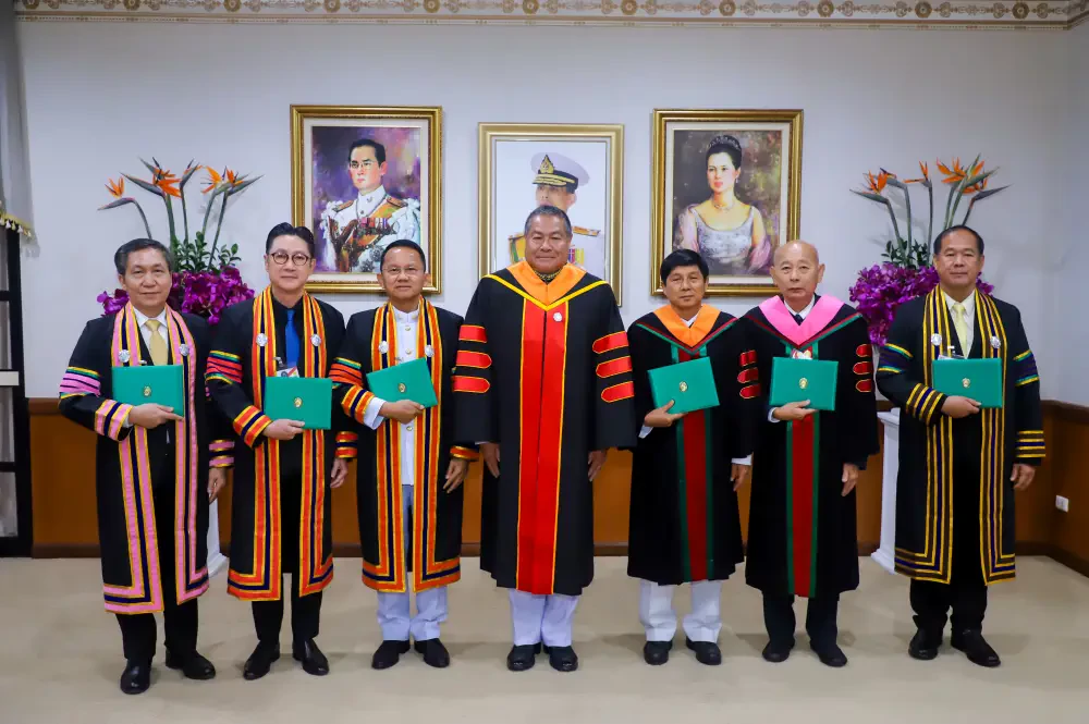 คุณปัญญา นิรันดร์กุล รับพระราชทานปริญญาสังคมสงเคราะห์ศาสตรดุษฎีบัณฑิตกิตติมศักดิ์ ม.ราชภัฏพิบูลสงคราม ณ มหาวิทยาลัยราชภัฏเชียงใหม่